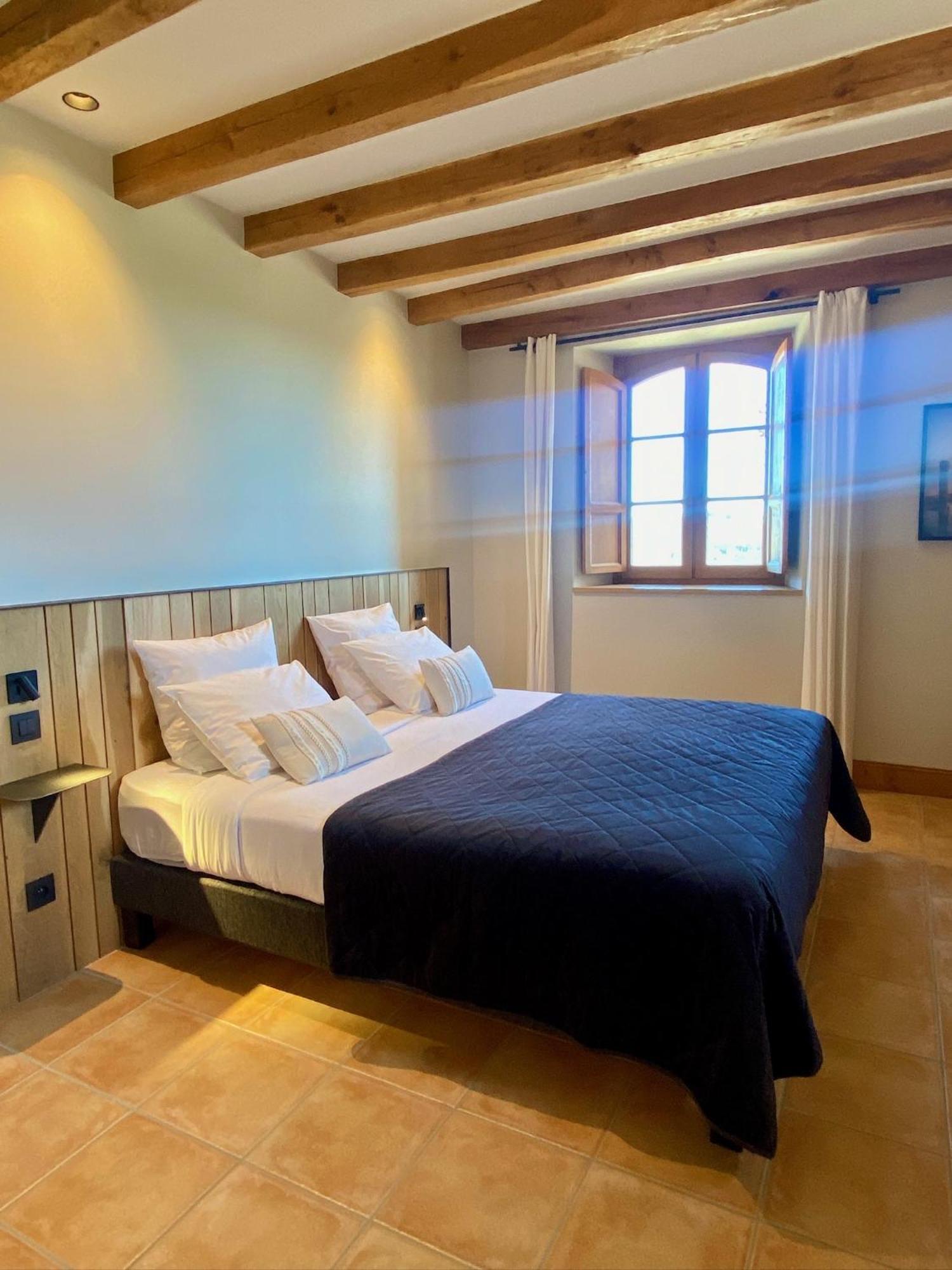 سان-سيبريان Domaine De Cazal - Chambres D'Hotes Avec Piscine Au Coeur De 26 Hectares De Nature Preservee المظهر الخارجي الصورة